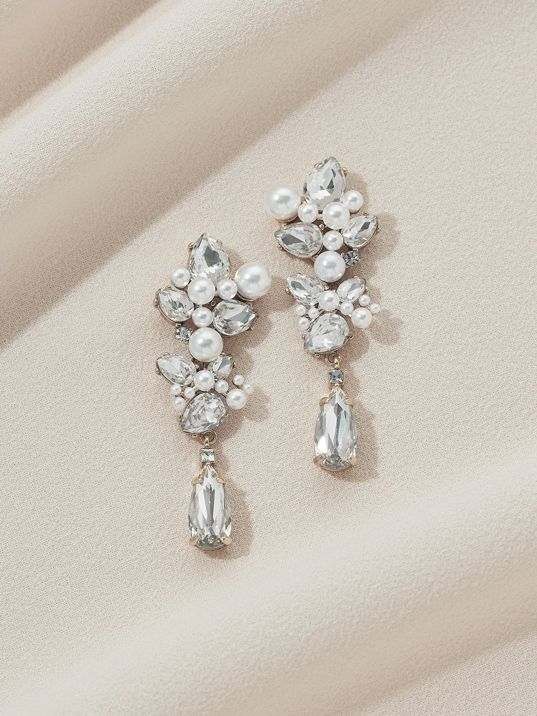 Olive & Piper Chantilly Pearl Drop Earrings
