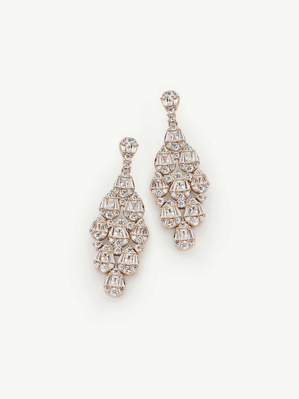 Buy Sahana earrings Online in India | Zariin