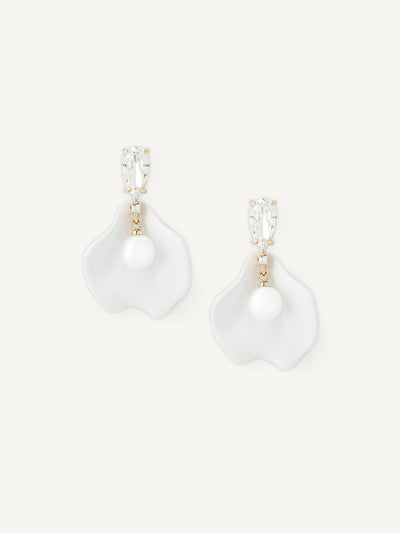 Pair of pearl earrings on a white background