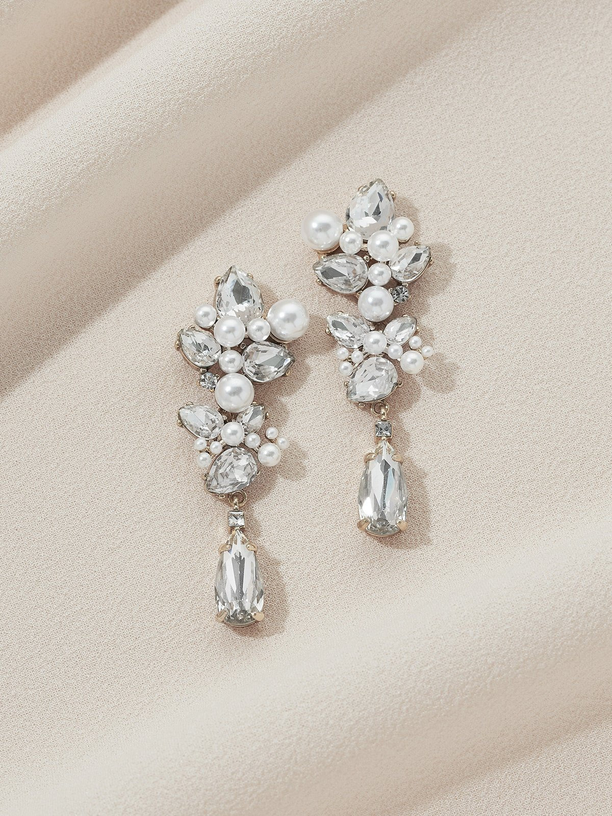 Olive & Piper Chantilly Pearl Drops