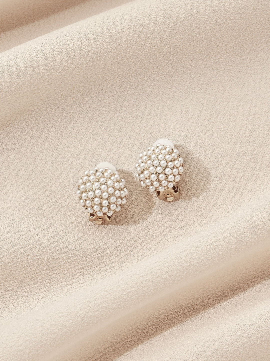 CHANEL Triple Pearl Earring Studs  Pearl earrings designs, Pearl stud  earrings, Chanel pearl earrings