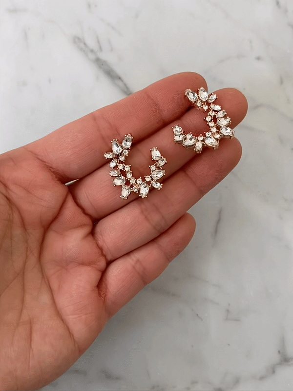 Della Circle Stud Earrings – Olive & Piper