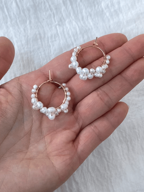 Cruz online pearl hoops